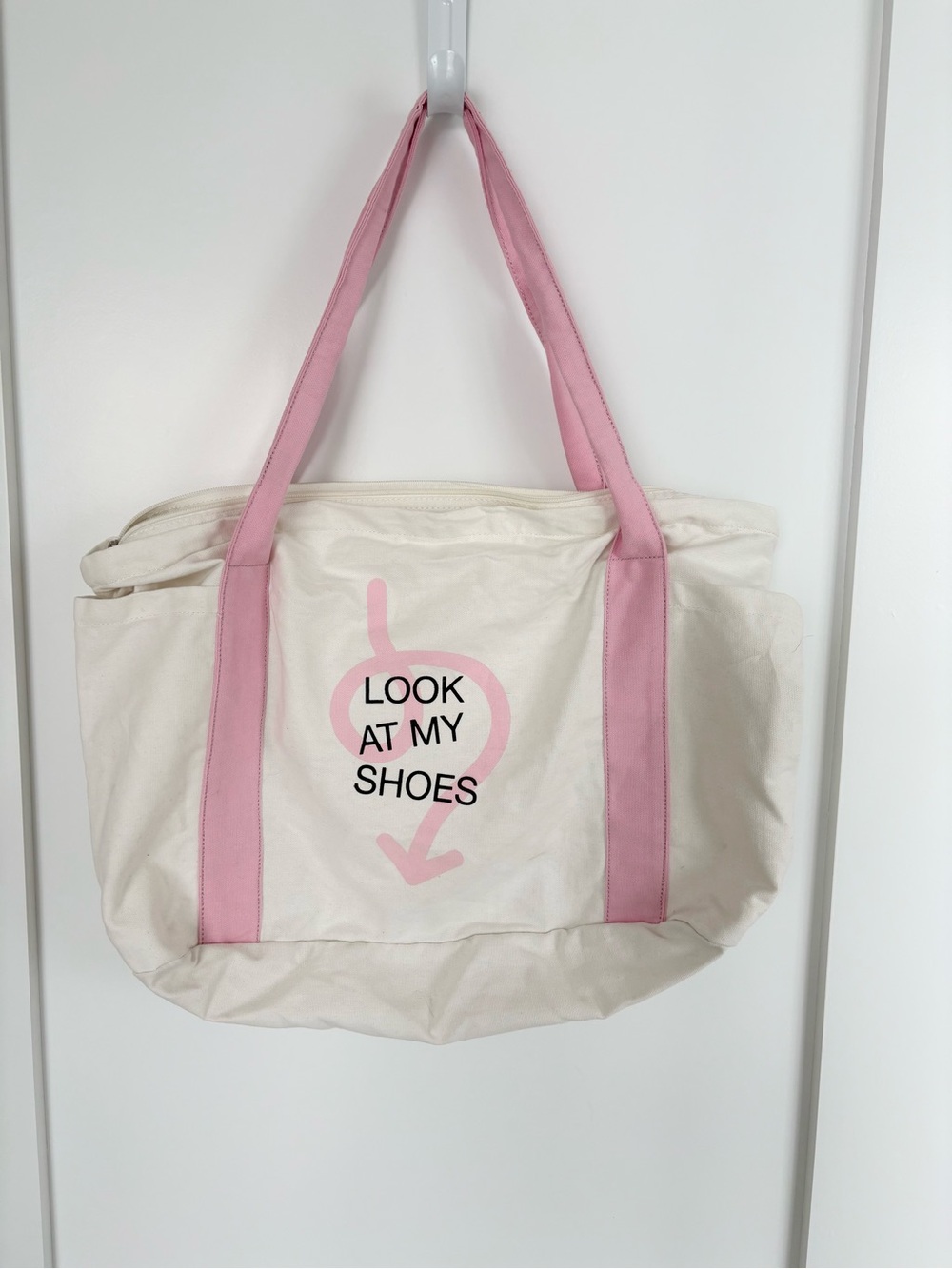 DSW fun large tote bag
